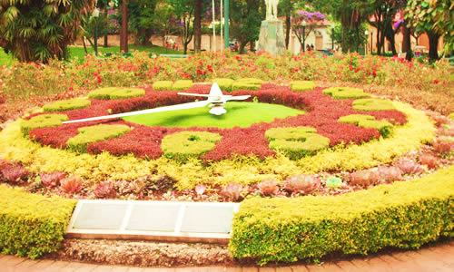 Relógio e Calendário Floral de Poços de Caldas